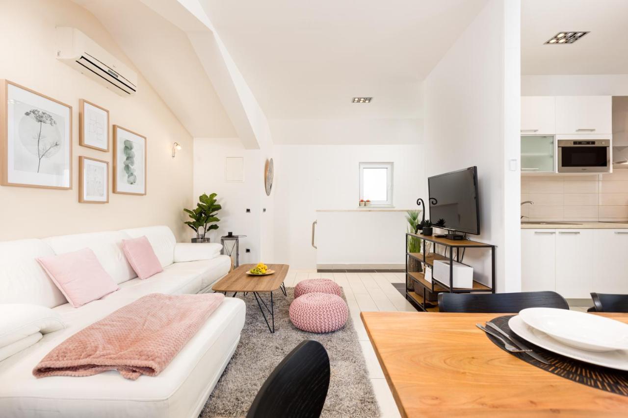 Apartment Manda بورات المظهر الخارجي الصورة